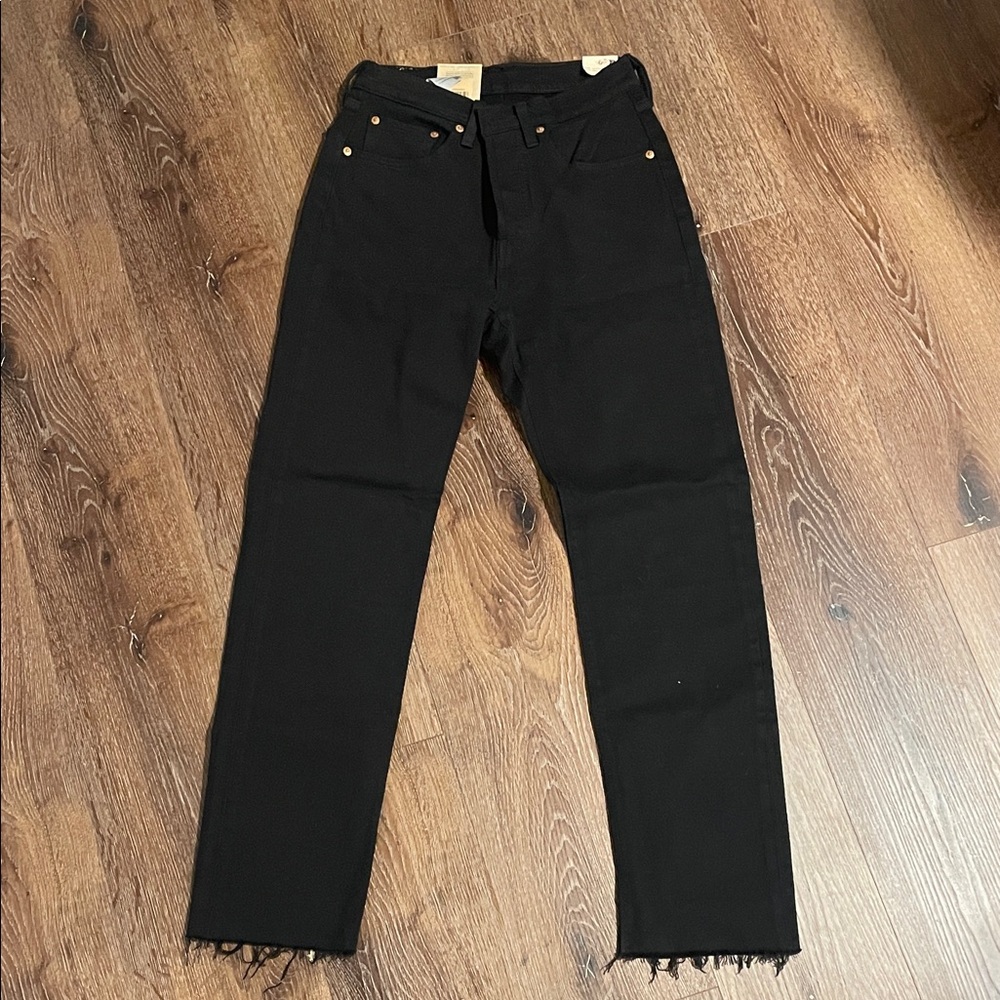 Classic Black Straight Levi’s Jeans 501 high rise